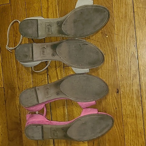 Sandals - Picture 4 of 11